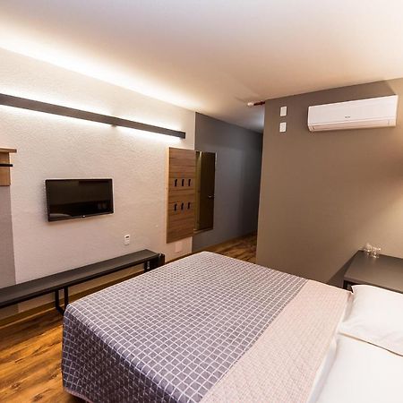 Hotel 10 Balsas Bagian luar foto