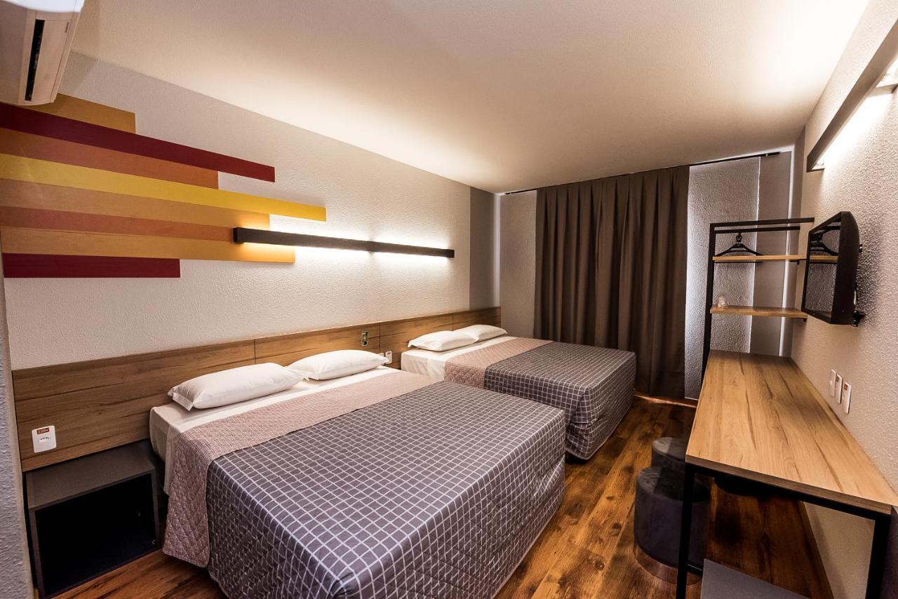 Hotel 10 Balsas Bagian luar foto